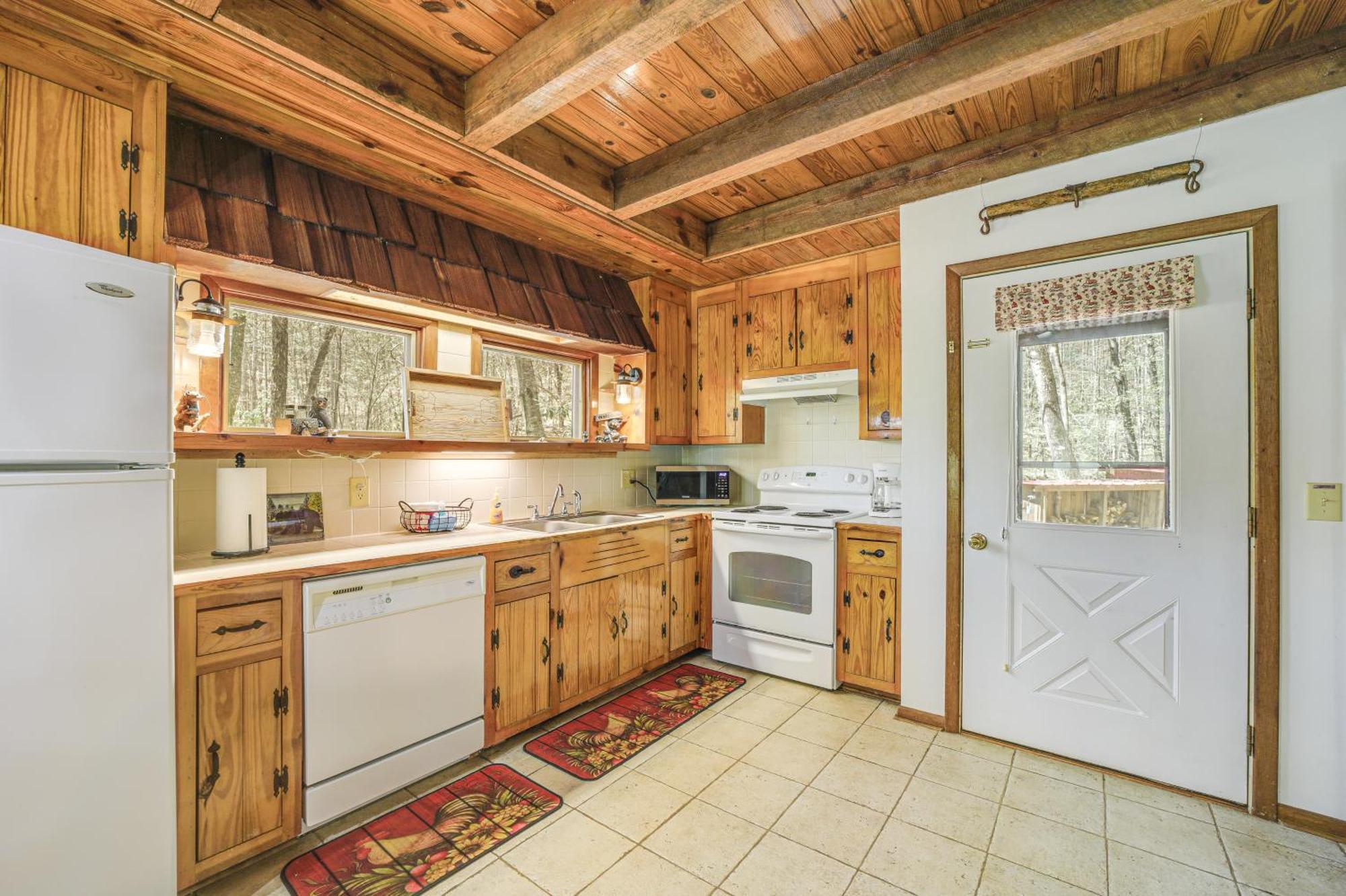 Creekside Whittier Cabin With Fire Pit Near Hiking! Eksteriør billede