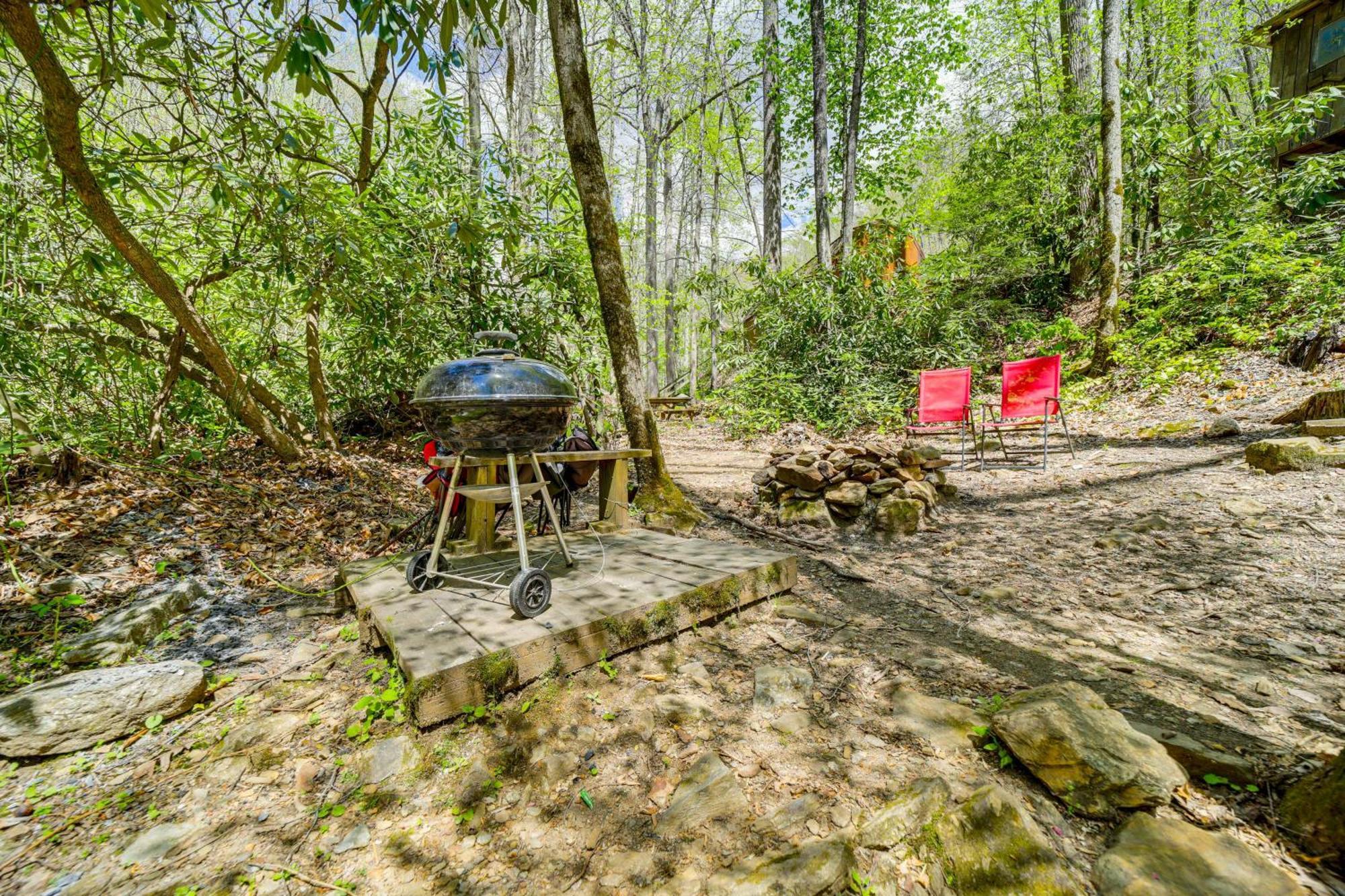 Creekside Whittier Cabin With Fire Pit Near Hiking! Eksteriør billede
