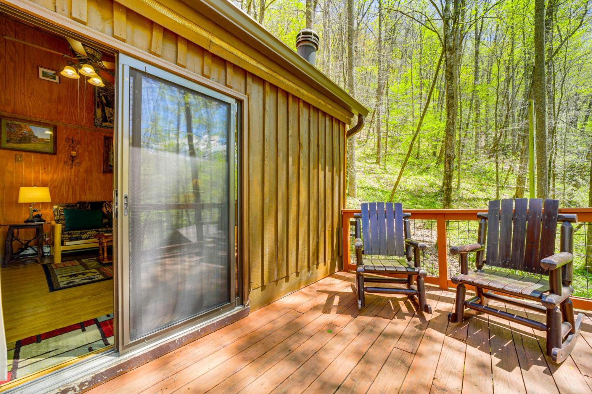 Creekside Whittier Cabin With Fire Pit Near Hiking! Eksteriør billede