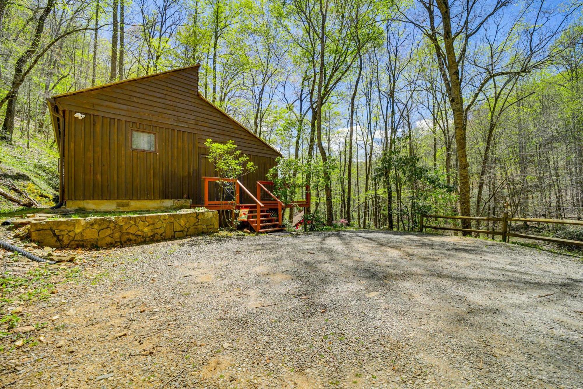 Creekside Whittier Cabin With Fire Pit Near Hiking! Eksteriør billede
